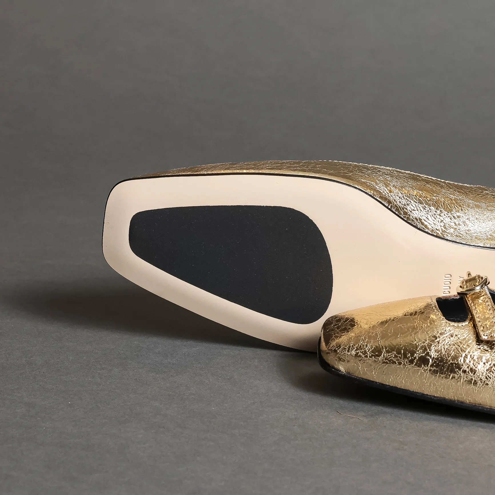 A1120 Gold