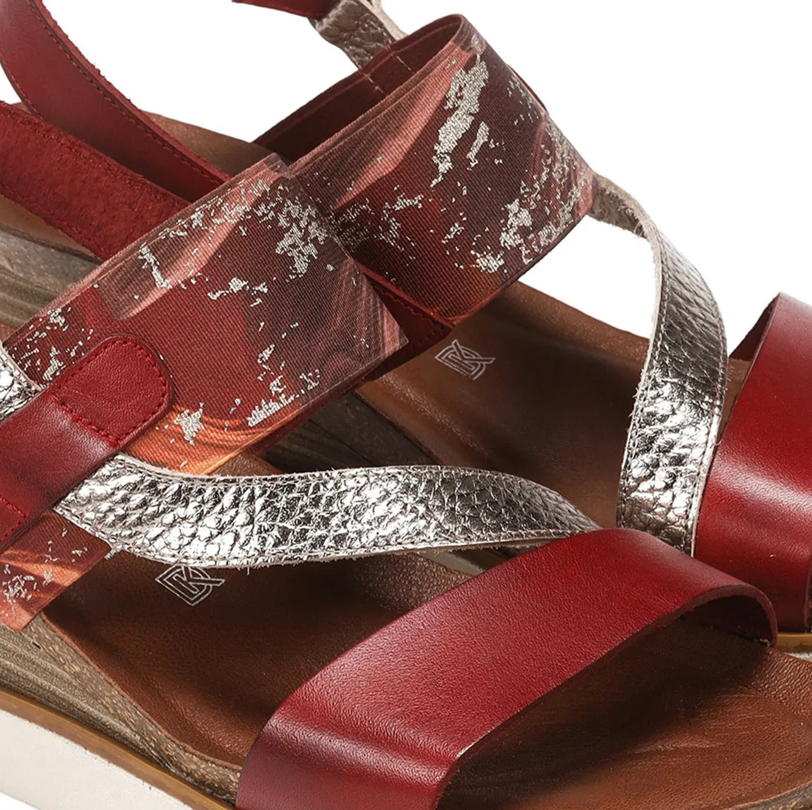 Agnes - D8786 Red