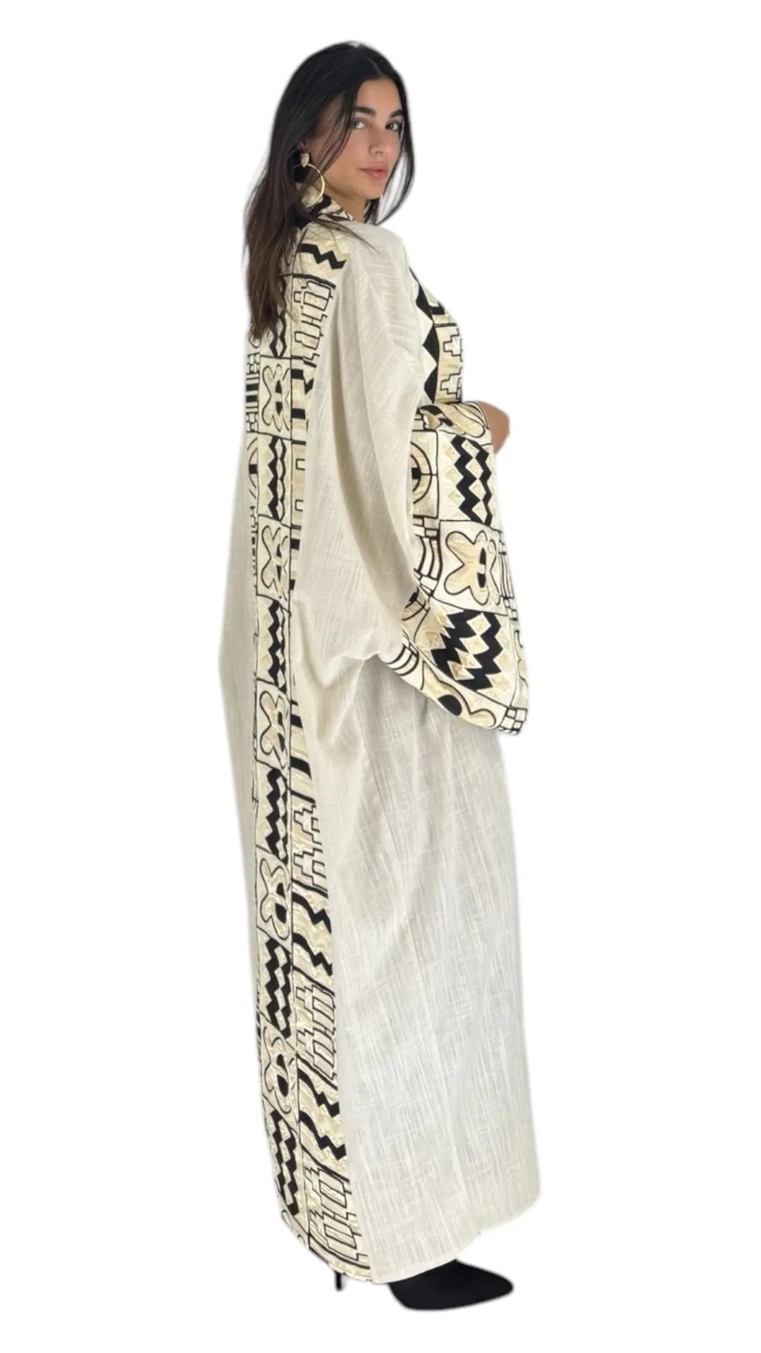 Amina cream abaya