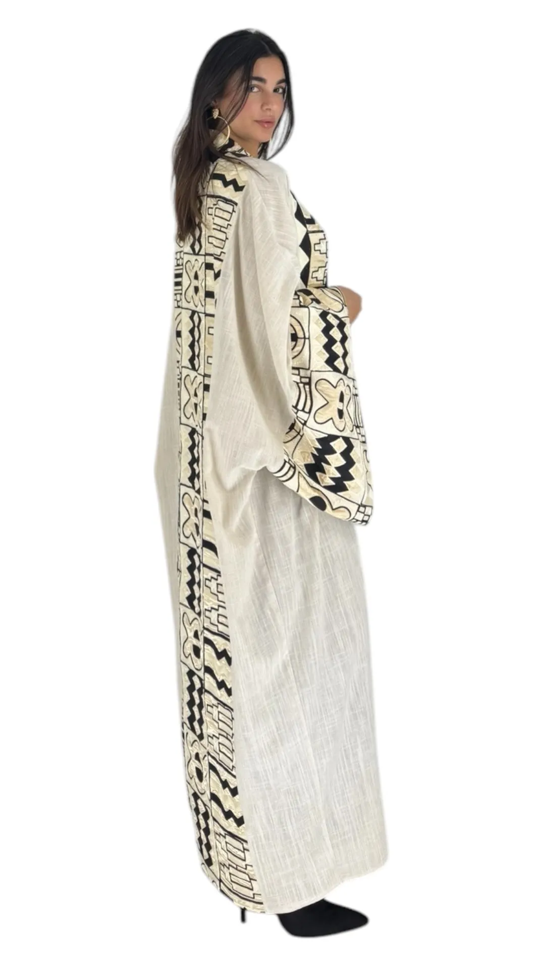 Amina cream abaya