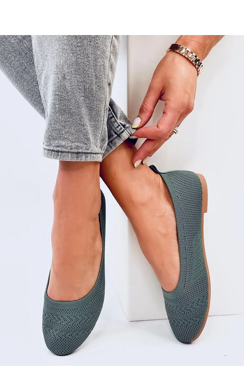 Ballet flats