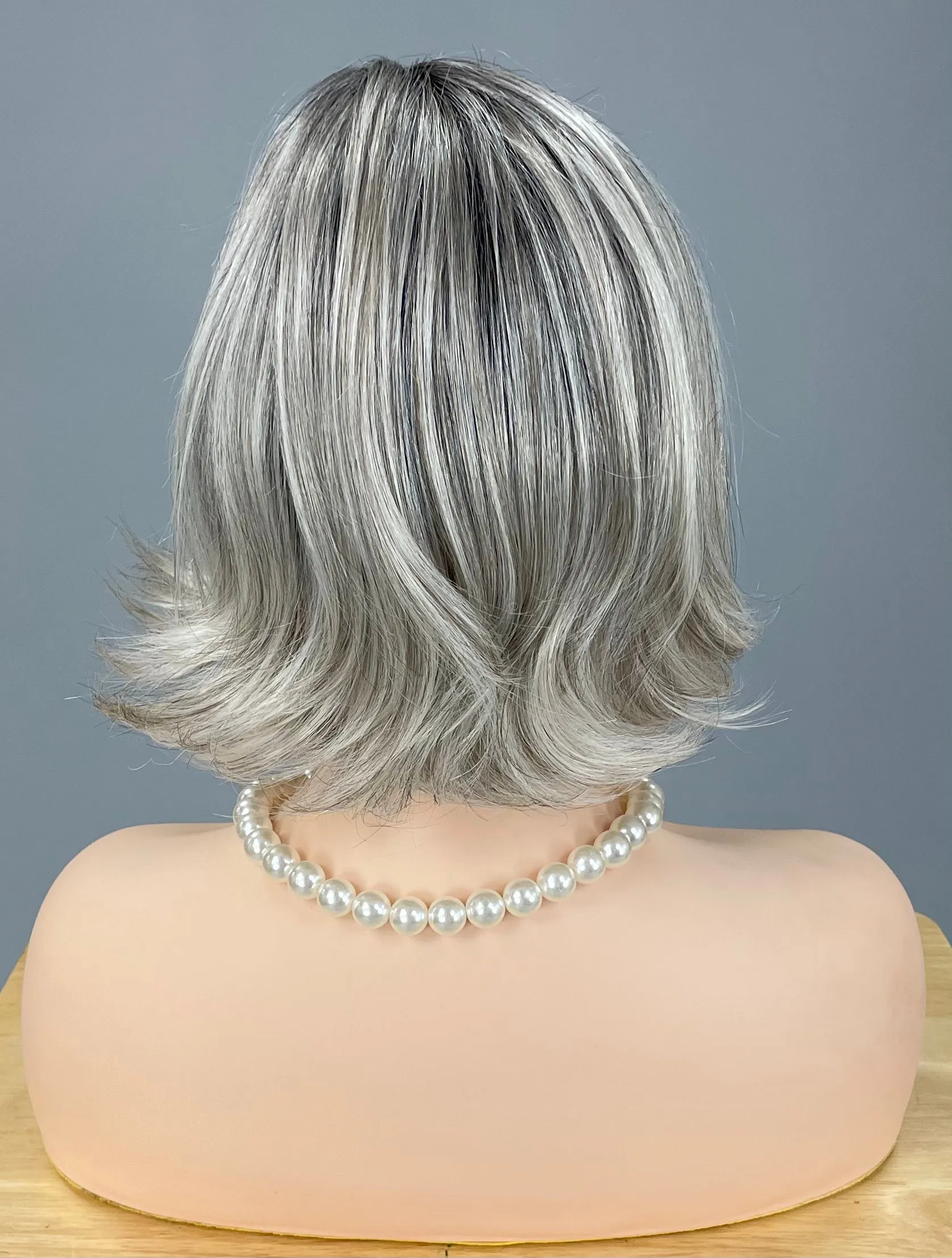 BELLE TRESS Luxury Wig "Miss Macchiato" BELLE TRESS Luxury Wig
