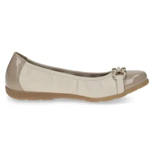 Caprice Leather Pump