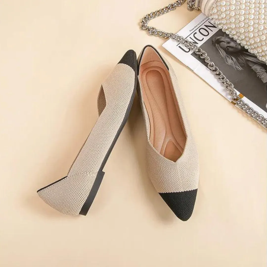 Clara Classic Flats