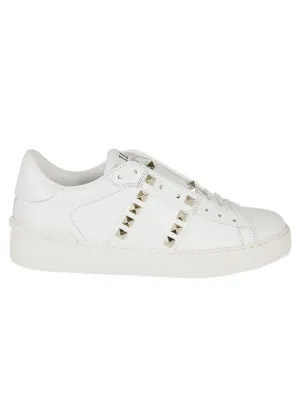Classic Rockstud Untitled Sneaker