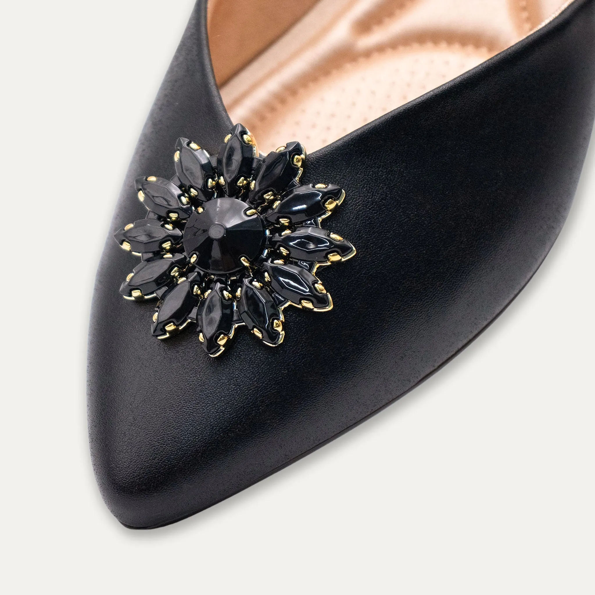 Estela Black Pointed Toe Flats