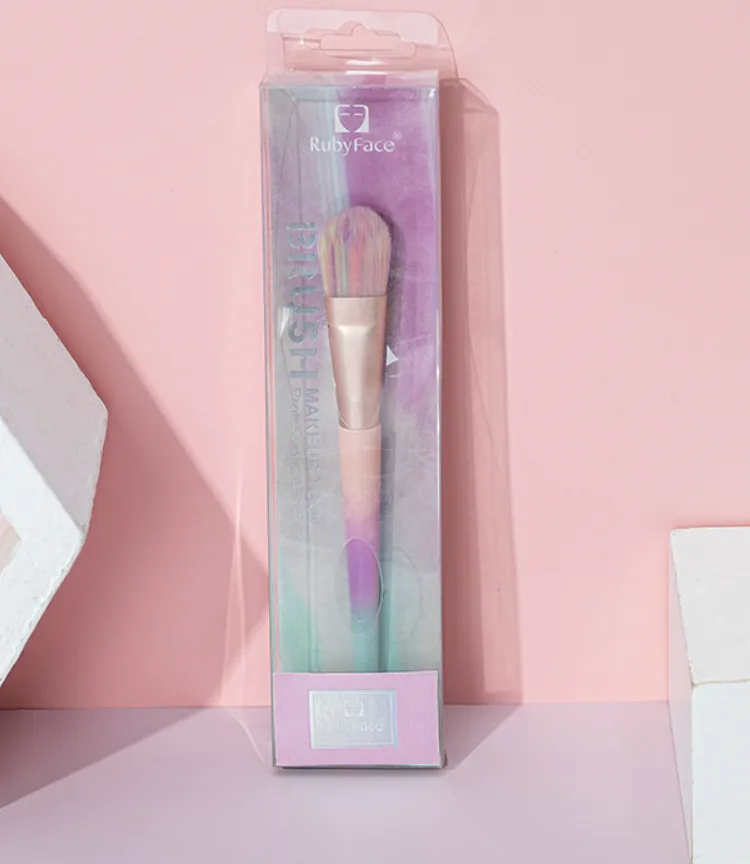 Loud and Clear Bronzer Brush (Ships in 1-2 Weeks)