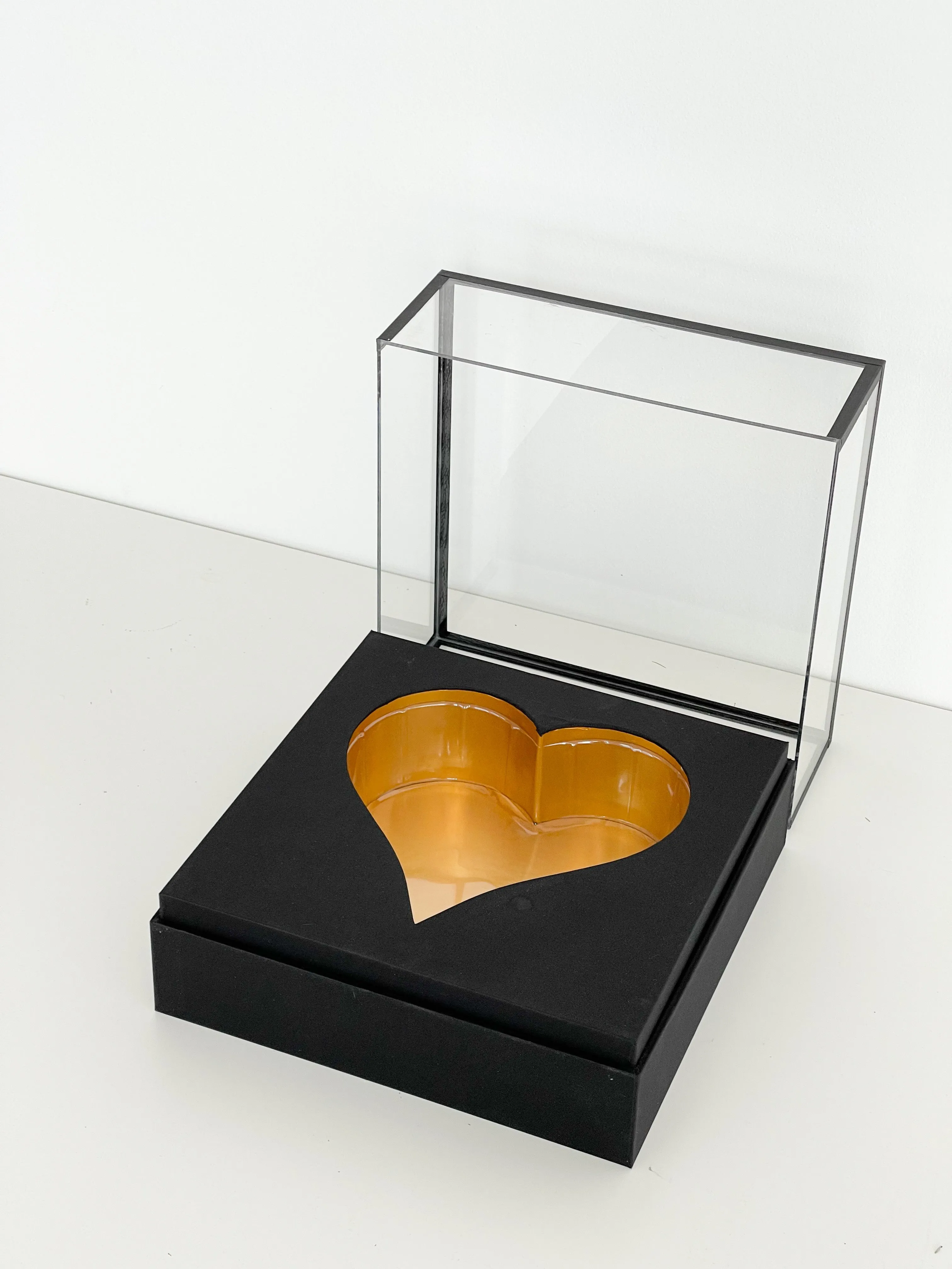 Luxury Acrylic Top Square Flower Box with Heart Cut-Out