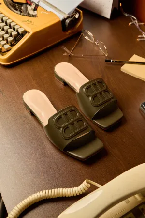 Michelle Comfy Sandals In Olive