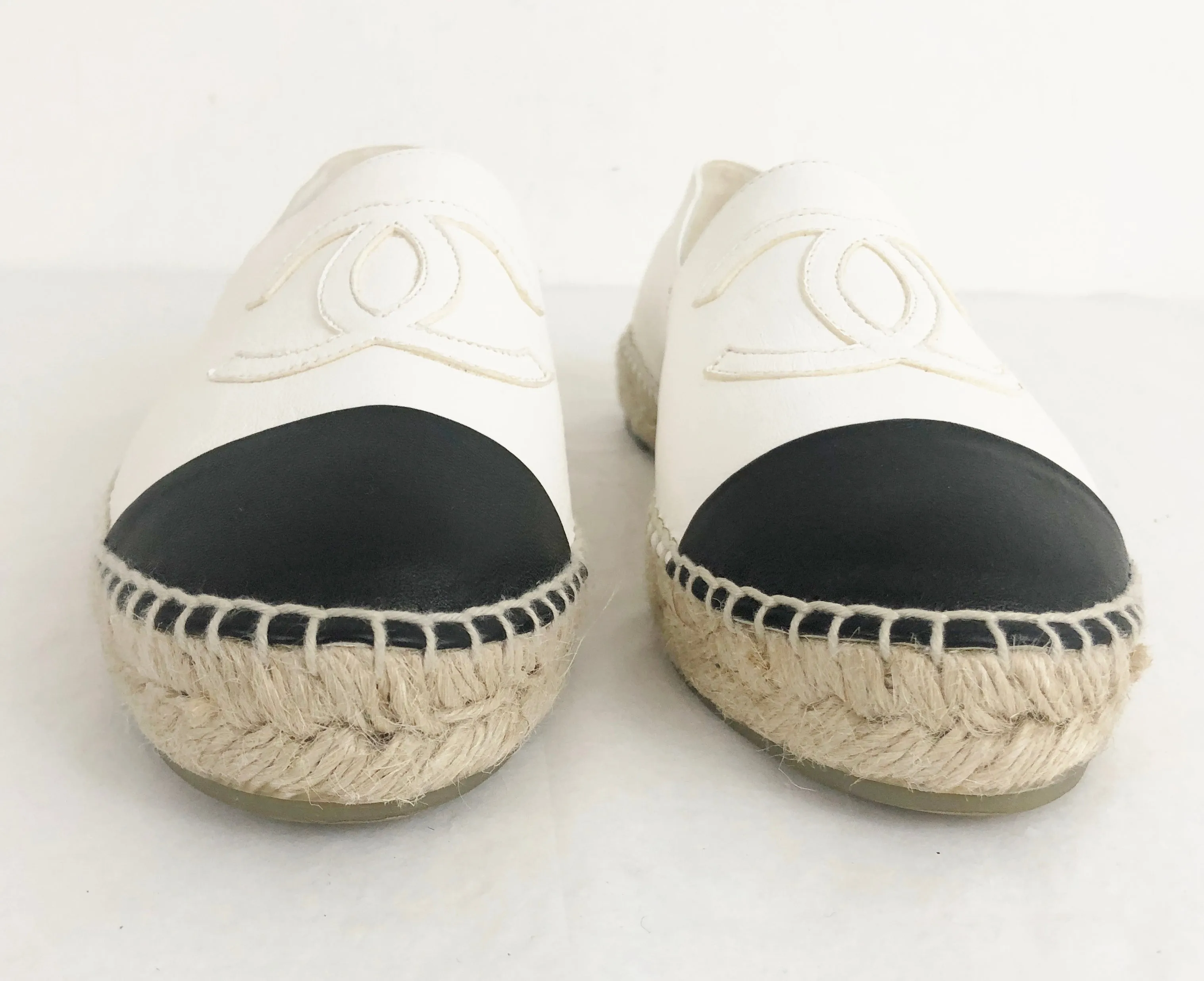 NEW Chanel CC Cap Toe Leather Espadrille Size 7