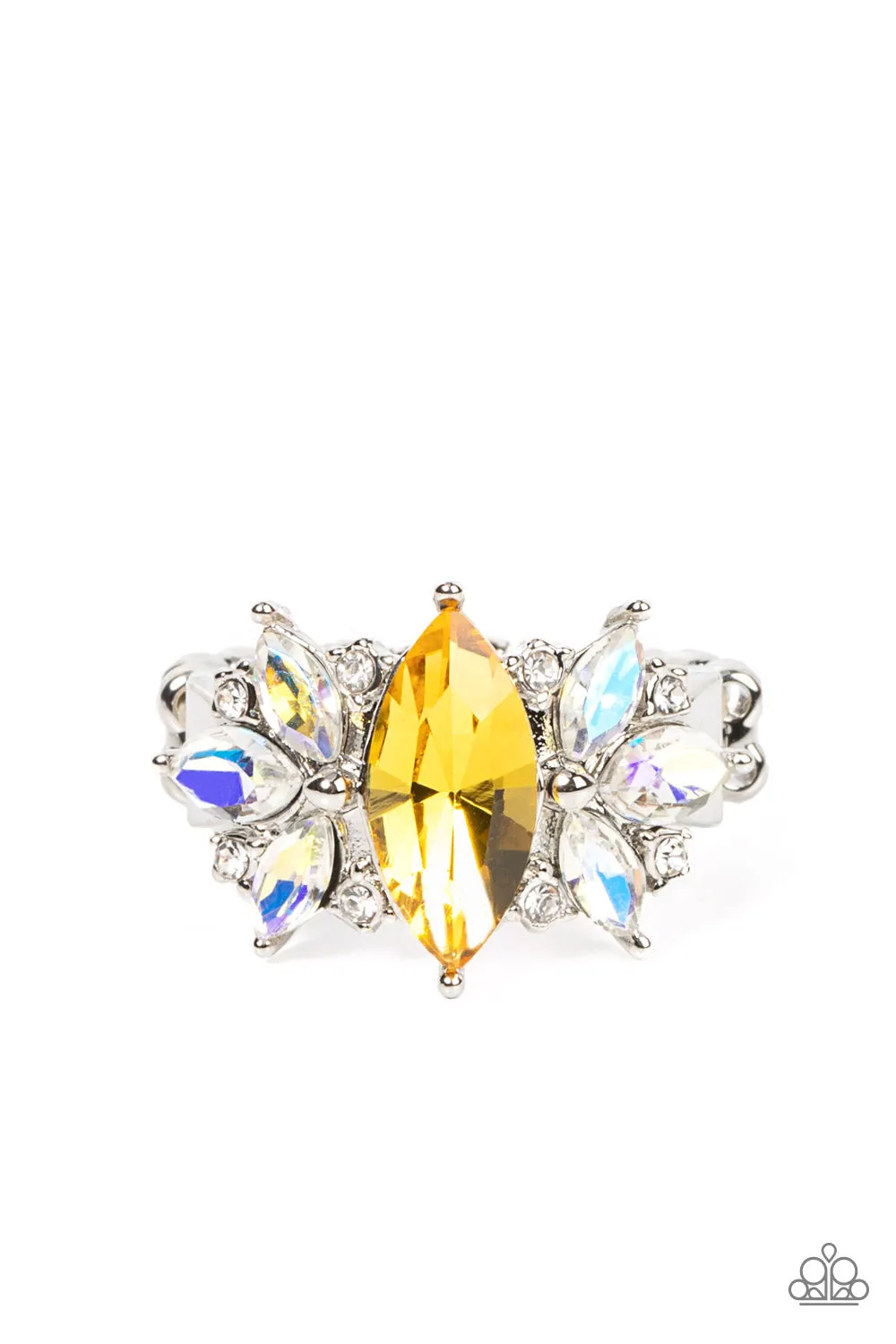 Paparazzi Luxury Luster - Yellow Ring