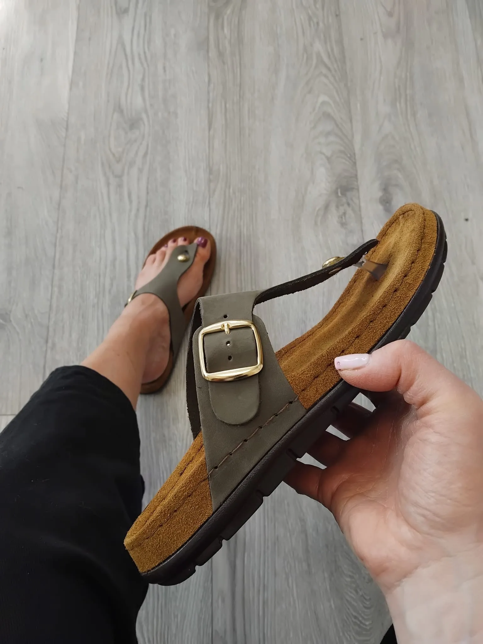 ROHDE - 5860 Olive Toe Post Slider