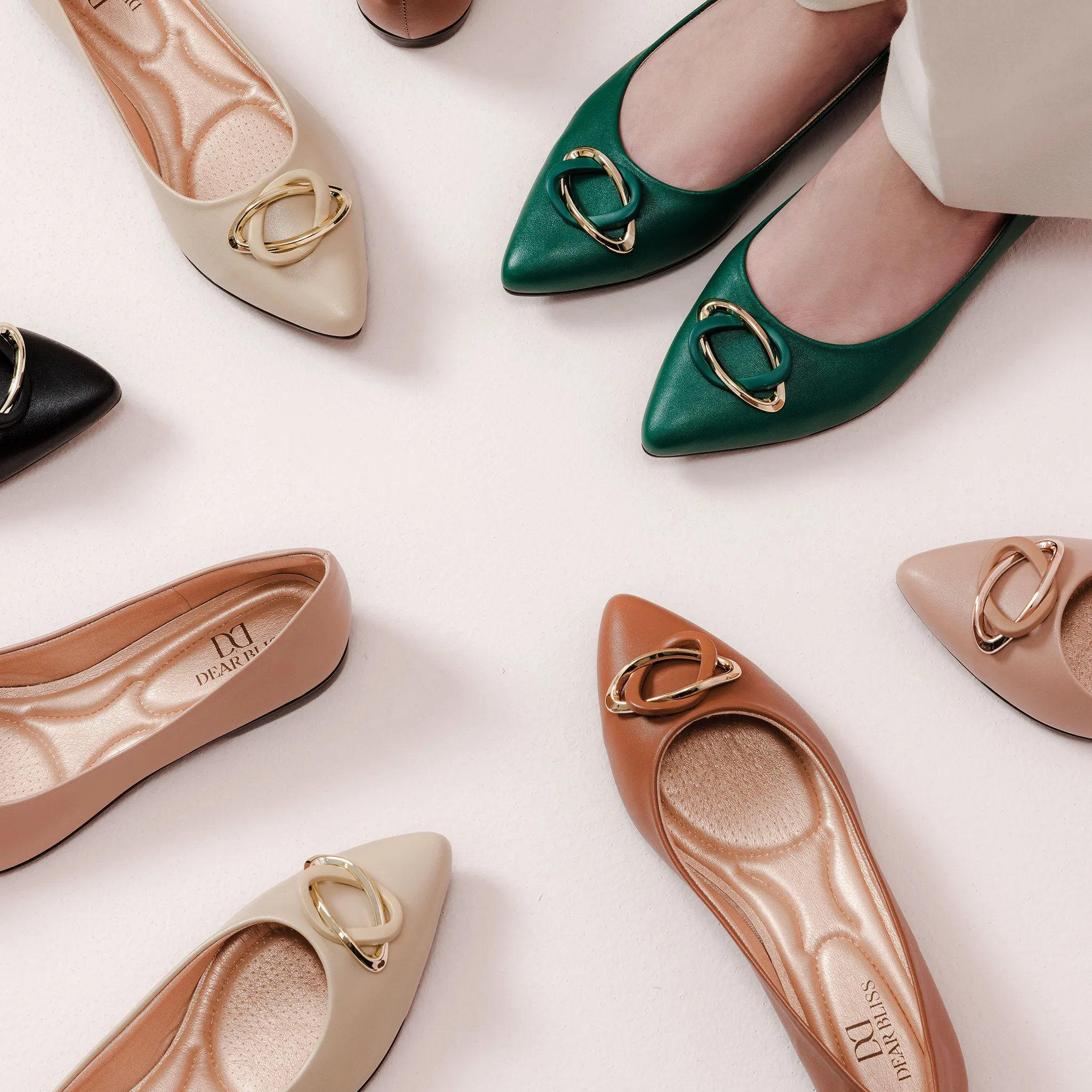 Rosa Whisky Pointed Toe Flats