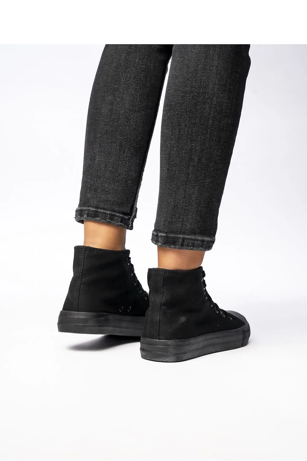 Sneakers Inello