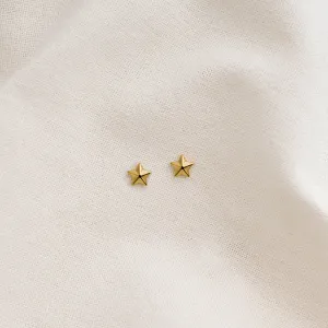 Twinkle Stud Earrings