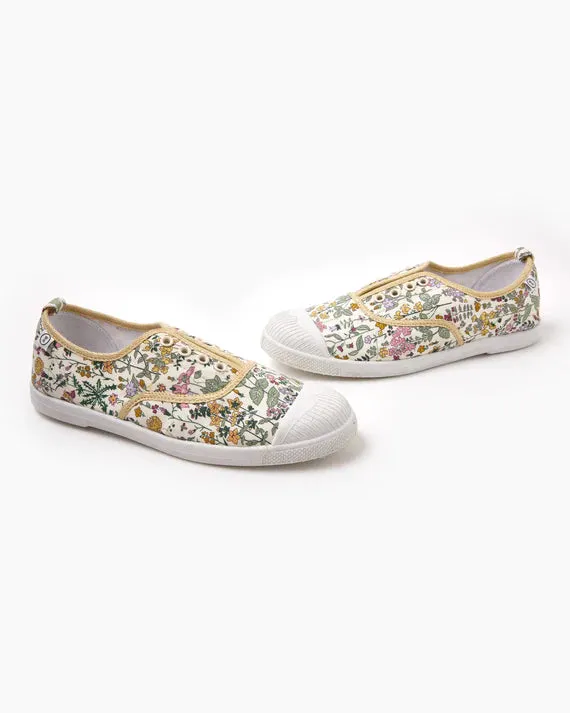 Walnut - Liberty Euro Canvas - Field Flowers