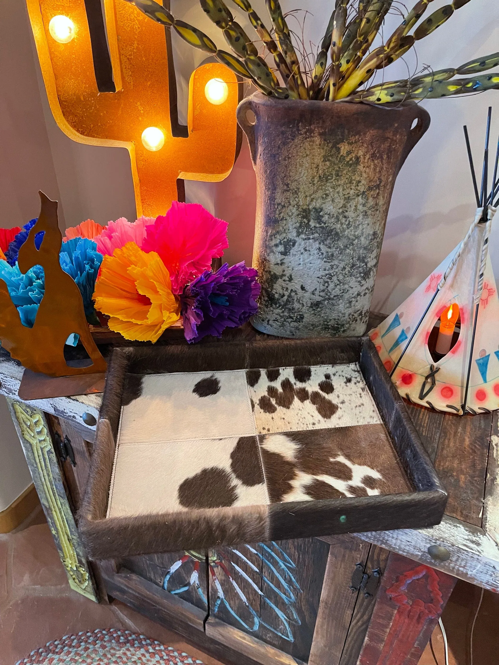 XL cowhide Tray